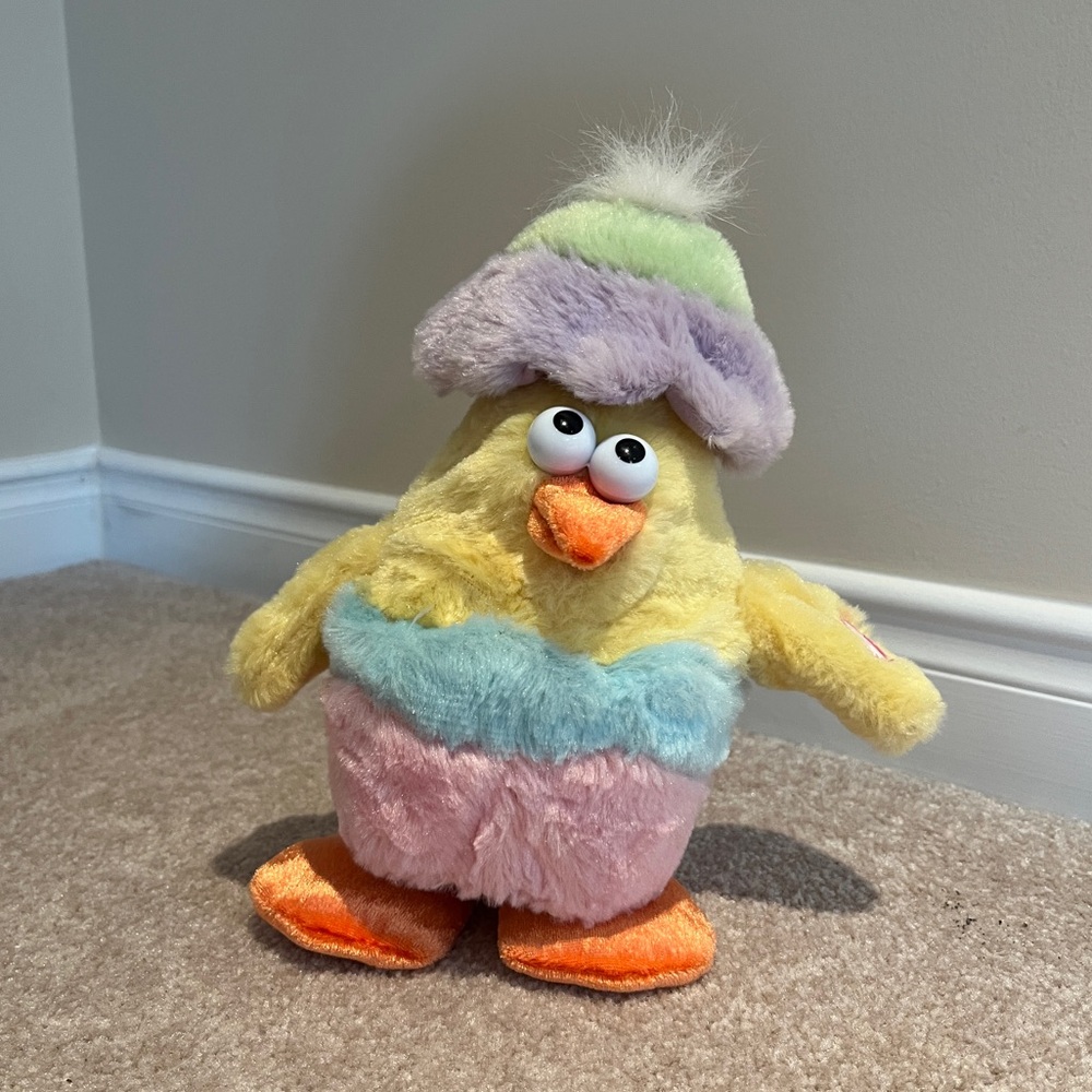 DanDee Light Up, Singing & Dancing "Chicken Dance" Easter Chic Plush
